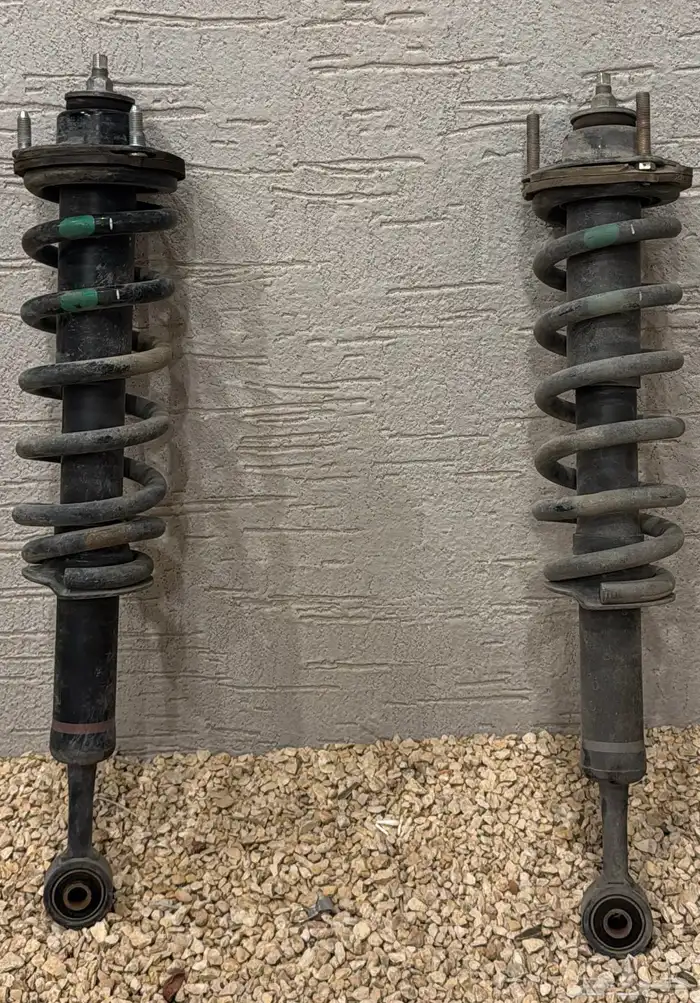 مساعدات ويايات فورتشنر أمامية 2015 (أصلي وكالة) 0