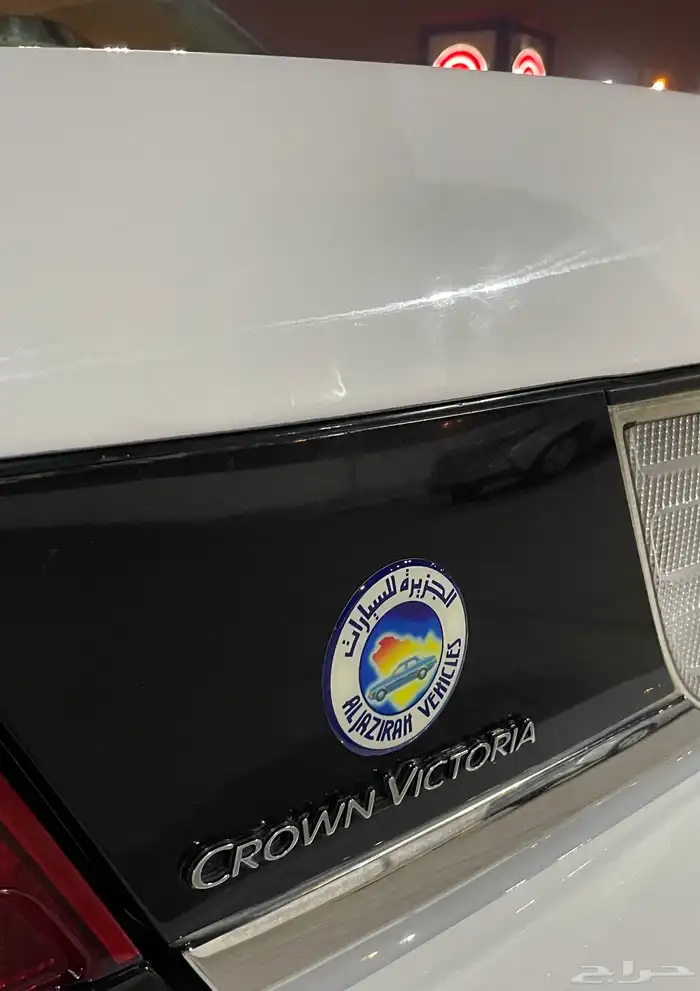 للبيع فورد بوليسي 2010 عداد قليل نظيف جدا 8