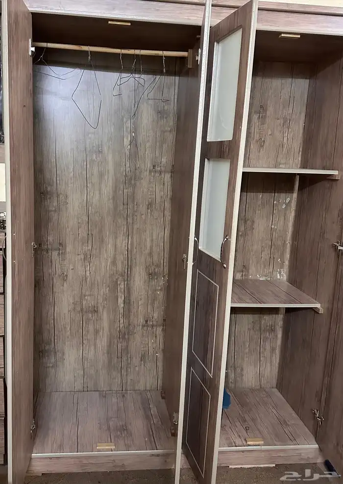 دولاب ملابس 0