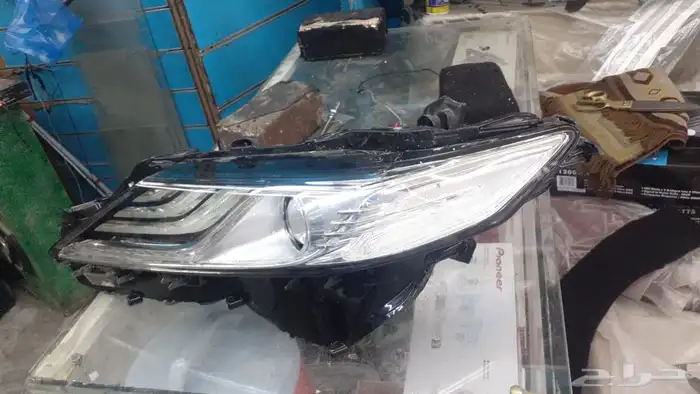 للبيع شمعه اماميه كامري 2022 فل كامل جهت السواق 3