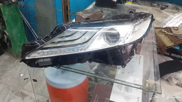 للبيع شمعه اماميه كامري 2022 فل كامل جهت السواق 2