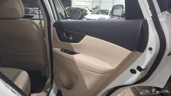 نيسان اكس تريل 2022 SL مستعملة مفحوصة مضمونة مصينة 5