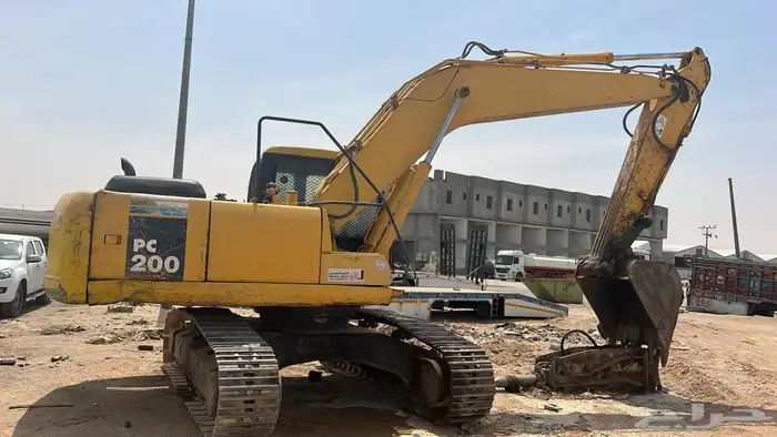 بوكلين كوماتسو داش سبعه للبيع في الخرج 1