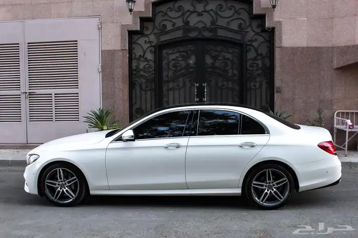 مرسيدس E300 3