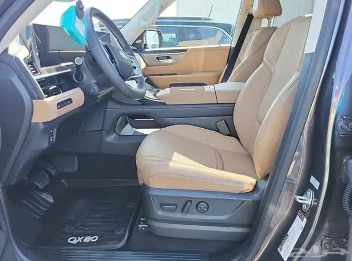 للبيع انفنتي QX80 موديل 2025 فئه Luxe شبه اصفار وارد كندا 2
