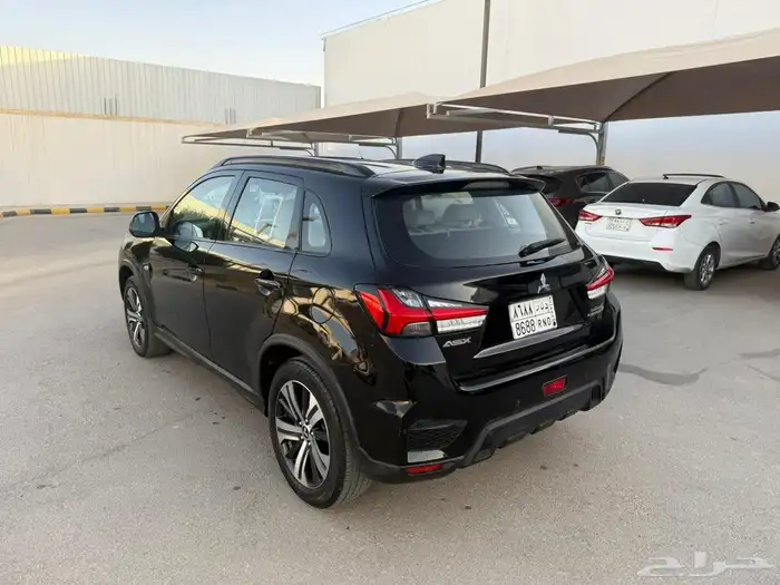 ميتسوبيشي ASX 2023 5