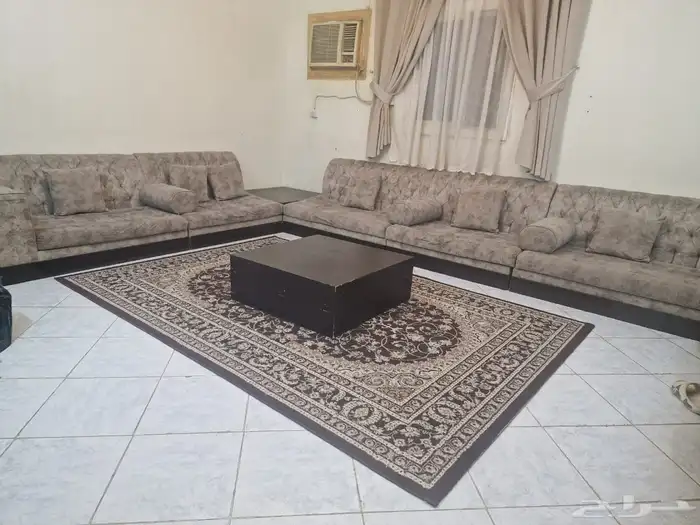 مجلس كنب مستخدم 0