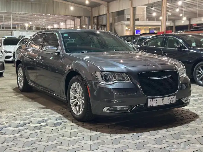كرايسلر 2022 C300 ليمتد شبه جديد 2