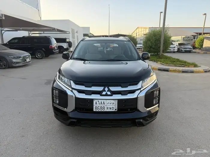 ميتسوبيشي ASX 2023 2