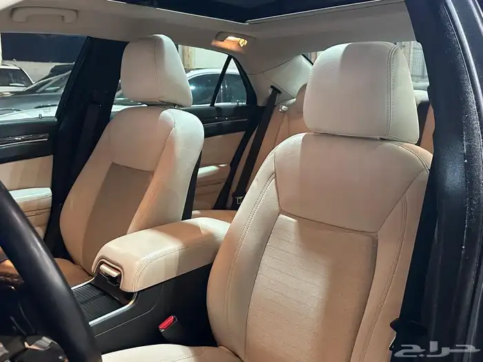 كرايسلر 2022 C300 ليمتد شبه جديد 8