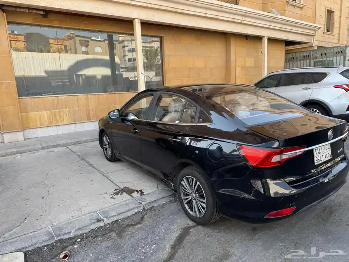 سيارة ام جئ 2020 3