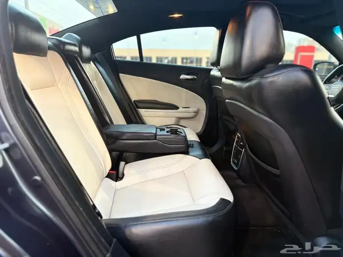 دودج شارجر 2018 فل كامل 6 سلندر في قمه النظافه 34