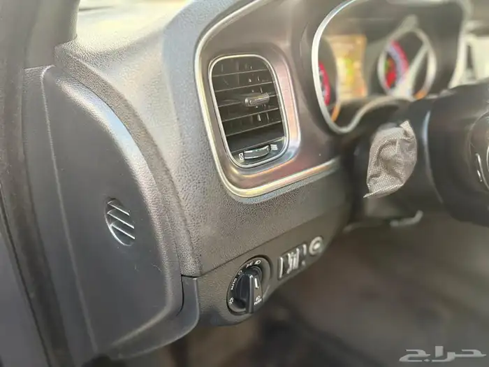 دودج شارجر 2018 فل كامل 6 سلندر في قمه النظافه 44