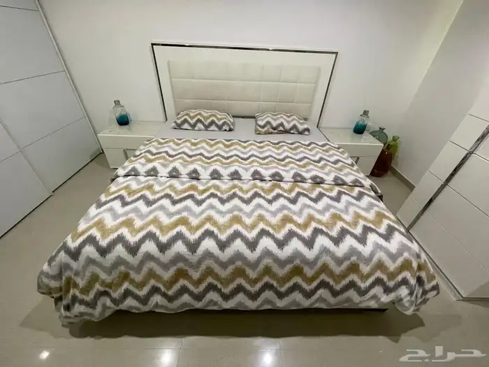 غرفة من شركة المطلق المحدوده 2