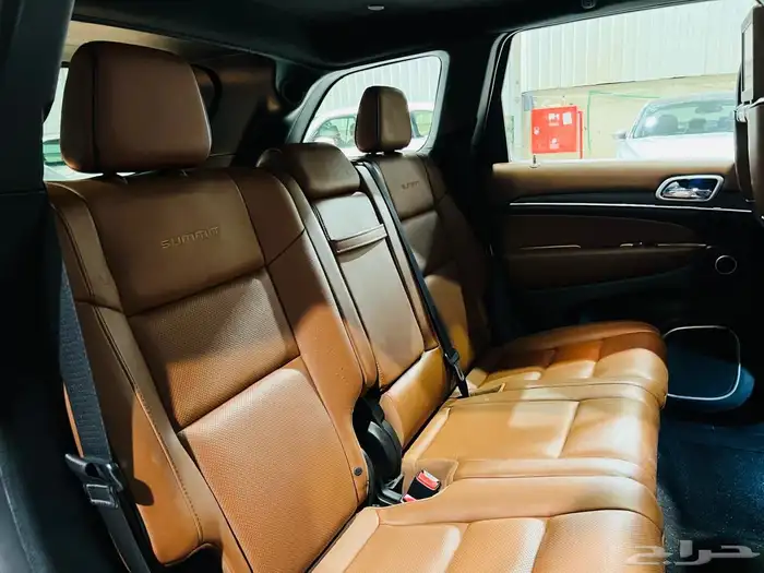 جيب شروكي 2018 ساميت V8 (عرض خاص) 9