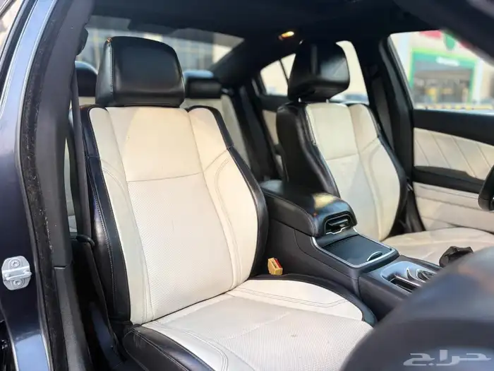 دودج شارجر 2018 فل كامل 6 سلندر في قمه النظافه 41