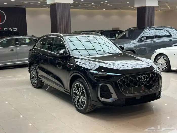 Audi Q5 S Line 2025 New 1