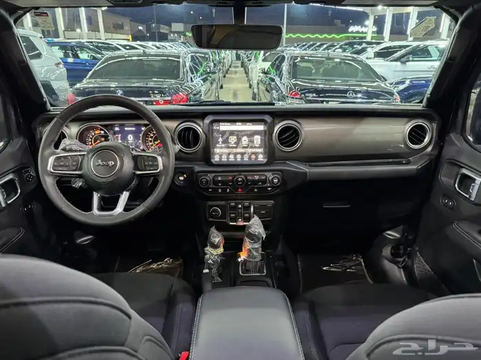 جيب رانجلر صحارى موديل 2023 ( بحالة ممتازة ) 21