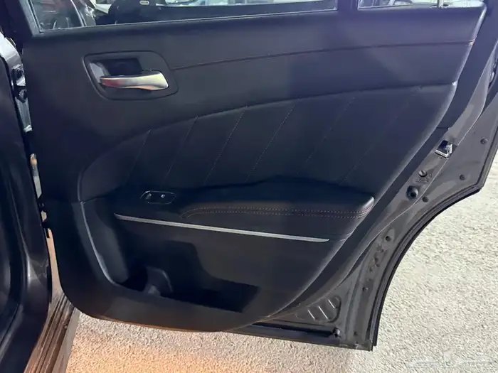 دوج شارجر 2023 اسكات باك 8 سلندر جديد بطاقه جمركيه 38