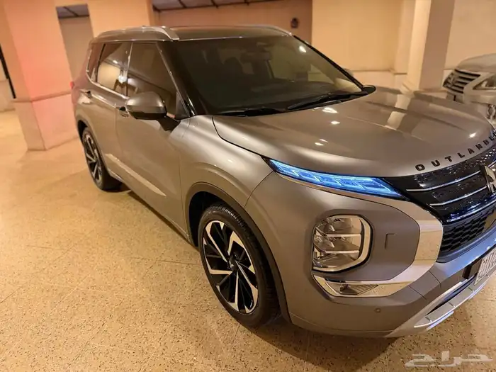 متسوبيشي اوت لاندر ليمتد اعلى فئة موديل 2024 5