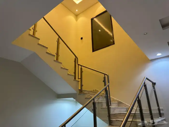 فيلا بكامل أثاثها للإيجار بحي الرمال البابطين 16