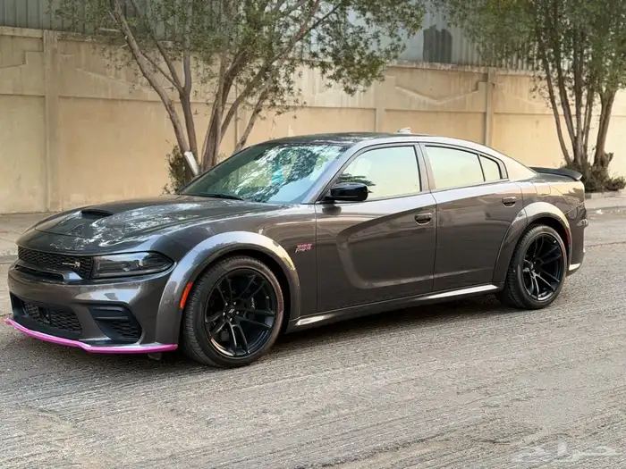 دوج شارجر 2023 اسكات باك 8 سلندر جديد بطاقه جمركيه 3