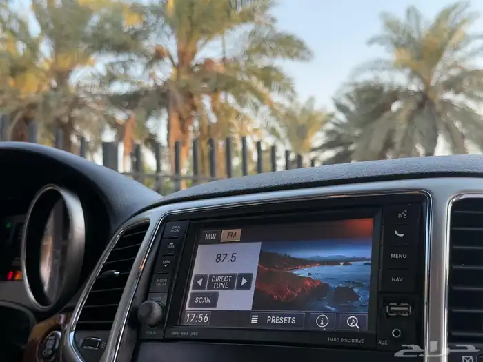 جراند شيروكي ليمتد 2013 (( بحالة ممتازة )) 57