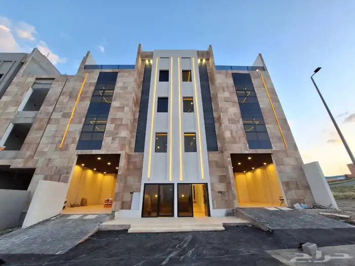 للبيع شقق تمليك مودرن مع مواقف خاصه بالمحاله ابها 1