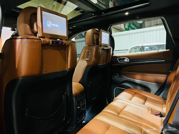 جيب شروكي 2018 ساميت V8 (عرض خاص) 7