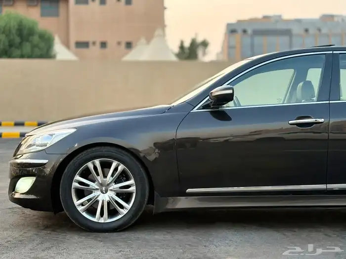 للبيع جنسس 2014 نظيف جدا فل كامل 11