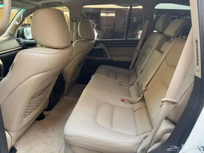 لاندكروزر 2009 VXR فل كامل سعودي 23