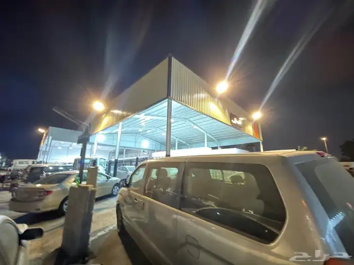 للبيع ارض مقام عليها معرض سيارات في معارض الشفاء 6