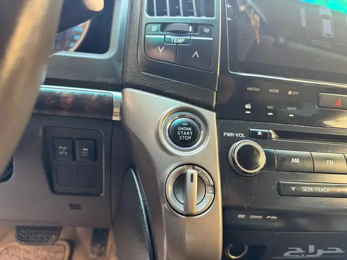 لاندكروزر 2009 VXR فل كامل سعودي 13