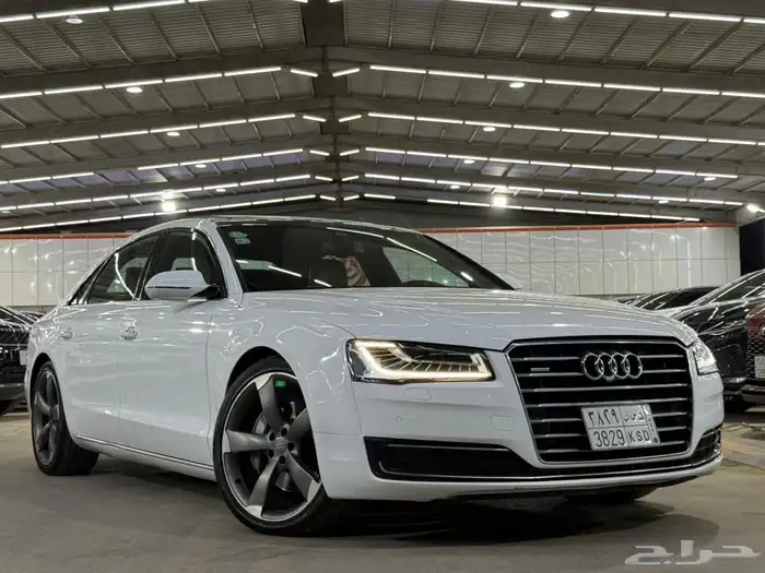اودي A8L 2015 (( بحالة ممتازة )) 1