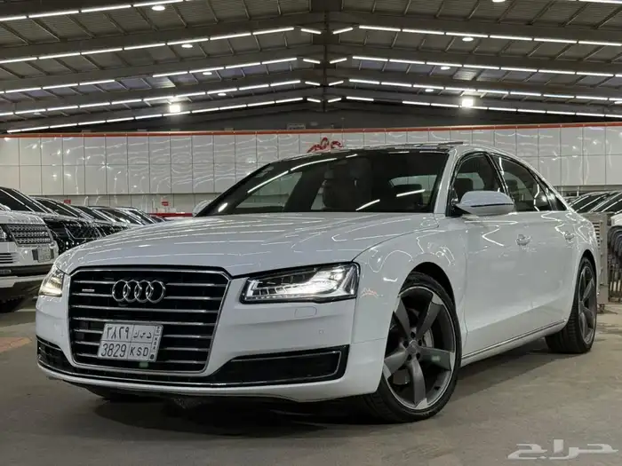 اودي A8L 2015 (( بحالة ممتازة )) 0