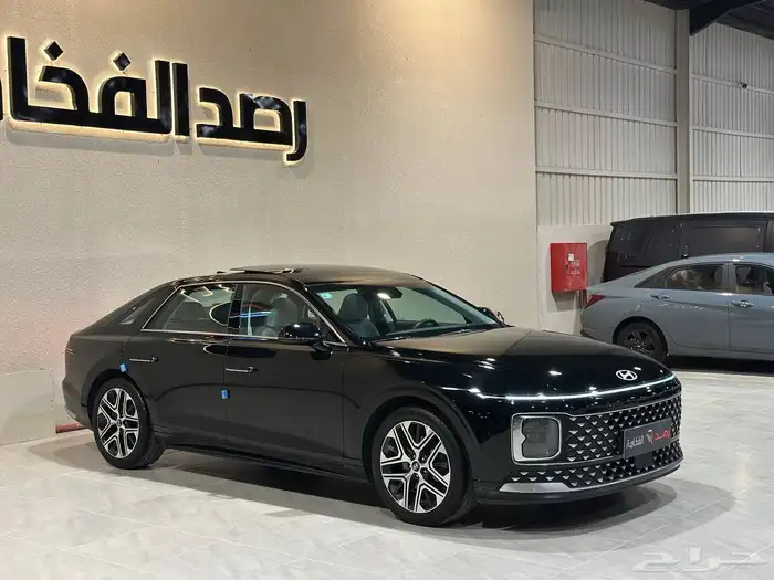 ازيرا 2023 بريميوم . رصد الفخامة 7