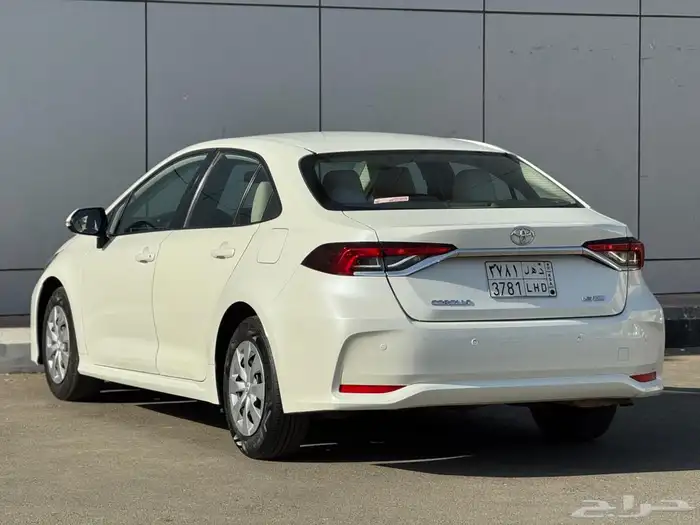 تويوتا كورولا موديل 2021 السعر 41000 الف 5