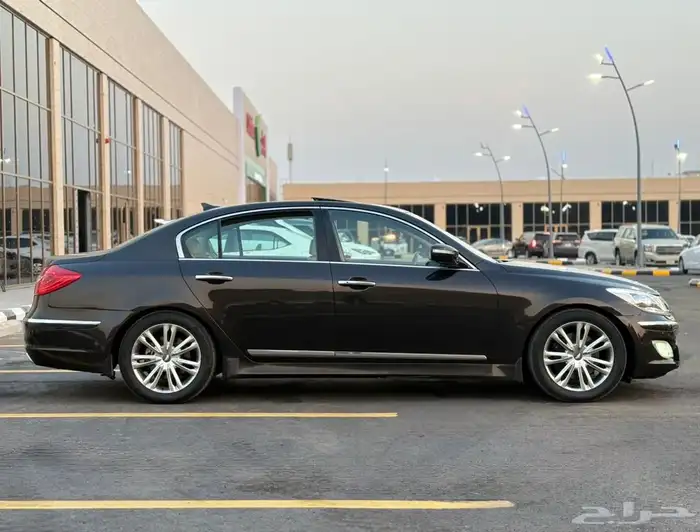 للبيع جنسس 2014 نظيف جدا فل كامل 6