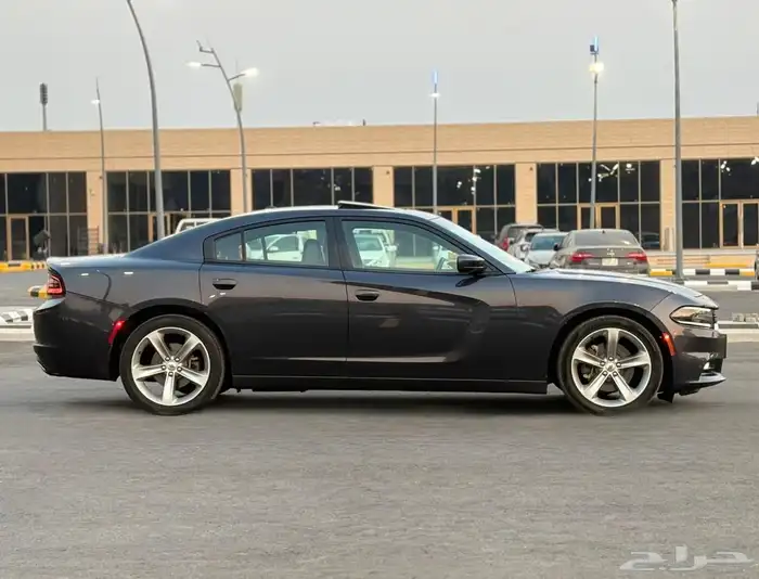 دودج شارجر 2018 فل كامل 6 سلندر في قمه النظافه 4