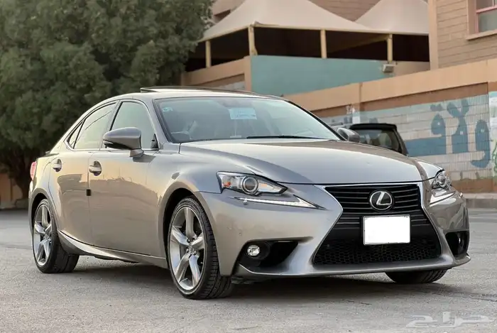 لكزس IS350 2015 1