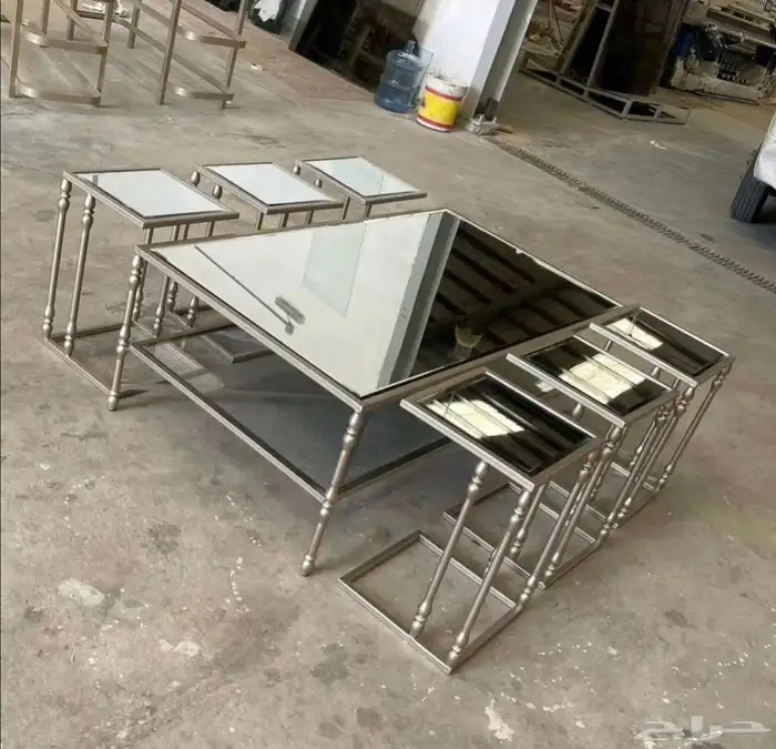 طاولات تفصيل حسب طلب 96