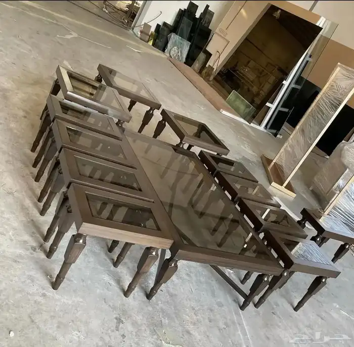 طاولات تفصيل حسب طلب 49