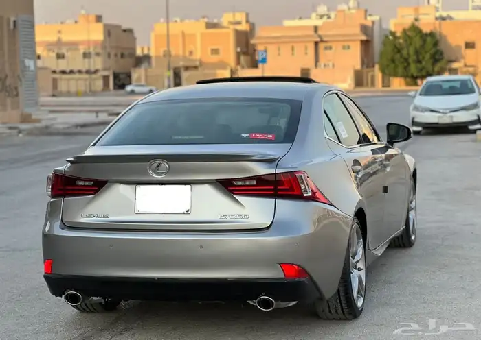 لكزس IS350 2015 18