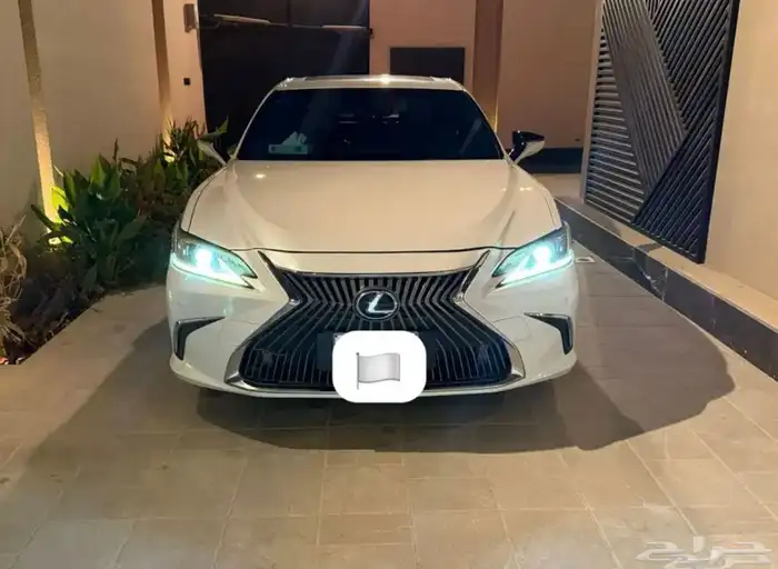 لكزس 300 نظيف 2