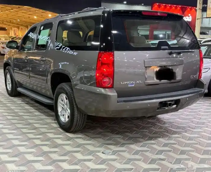 يوكن جي ام سي XL طويل 2013 في قمة النظافه 5