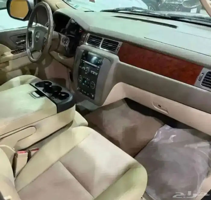 يوكن جي ام سي XL طويل 2013 في قمة النظافه 10