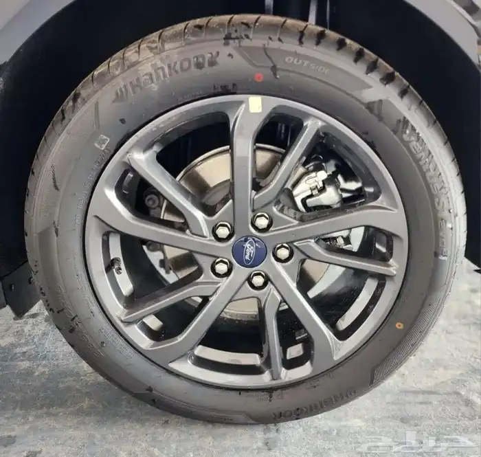 فورد تورس امبيانتي 2026 13