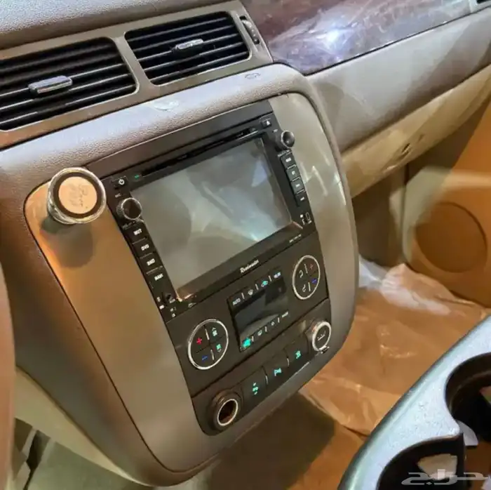 جي ام سي يوكن طويل 2011 على الشرط 7