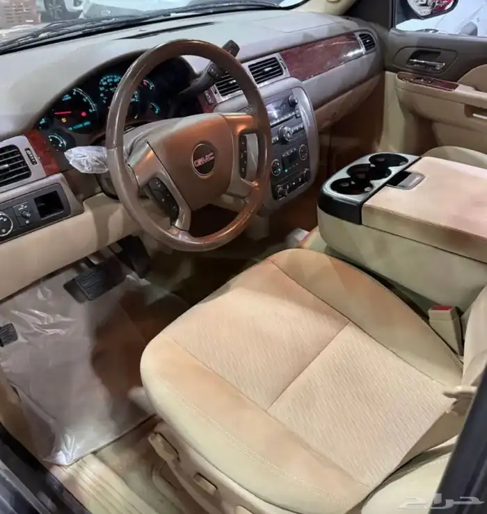 يوكن جي ام سي XL طويل 2013 في قمة النظافه 11