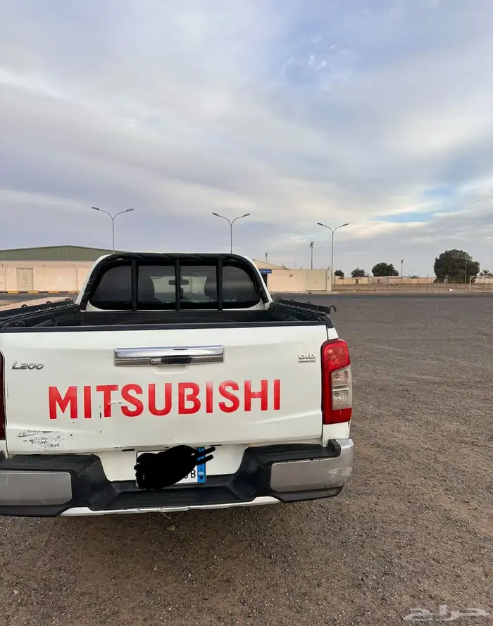 ميتسوبيشي L200 ديزل قير عادي ممشى 169 الف 5